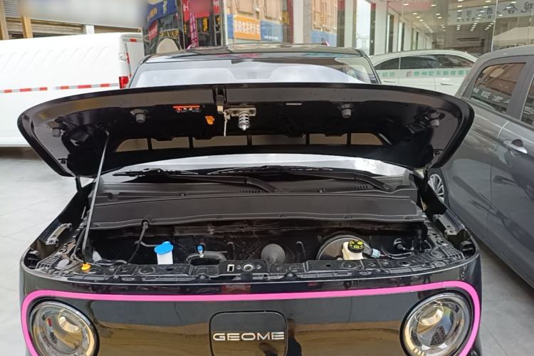 Used Geely Galaxy Panda 2025 210km Panda Kart Engine Bay