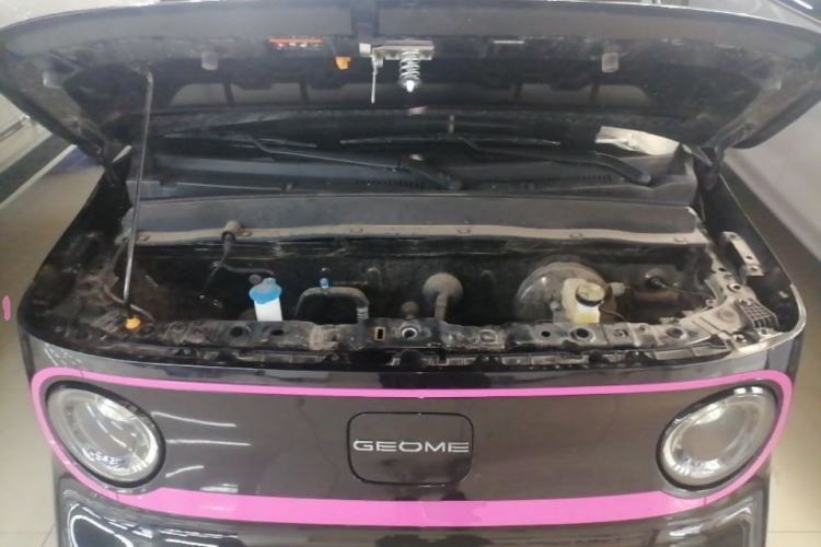 Used Geely Galaxy Panda 2025 210km Panda Kart Engine Bay