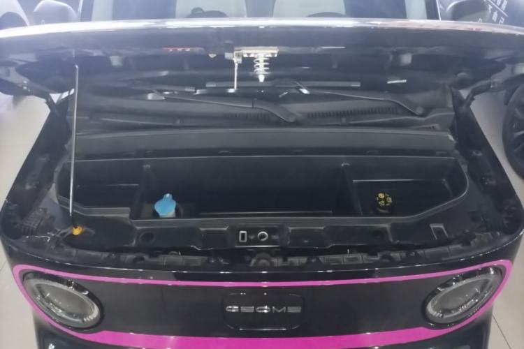 Used Geely Galaxy Panda 2025 210km Panda Kart Engine Bay
