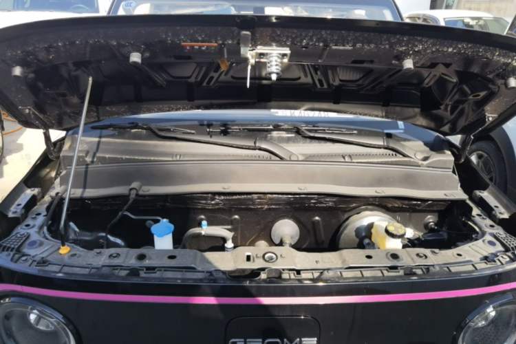 Used Geely Galaxy Panda 2025 210km Panda Kart Engine Bay