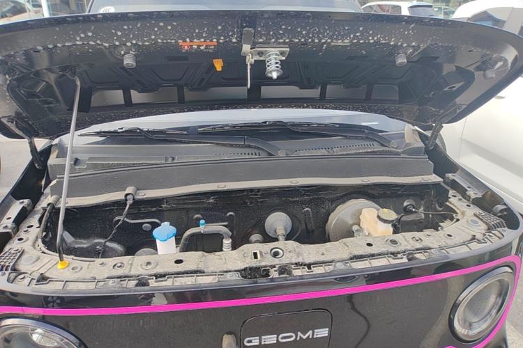 Used Geely Galaxy Panda 2025 210km Panda Kart Engine Bay