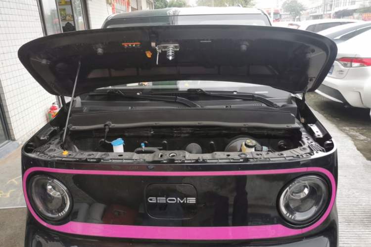 Used Geely Galaxy Panda 2025 210km Panda Kart Engine Bay