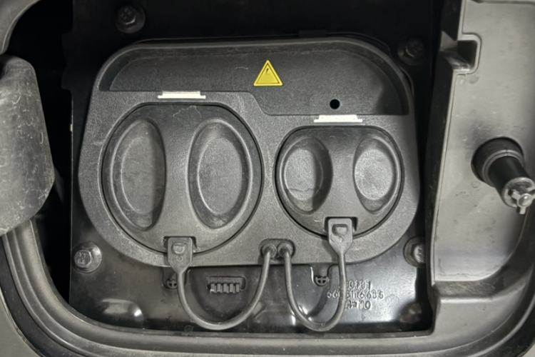 Used Geely Galaxy Panda 2025 210km Panda Kart Exterior 2