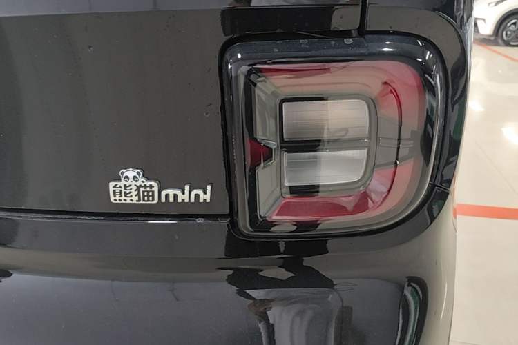 Used Geely Galaxy Panda 2025 210km Panda Kart Exterior 3