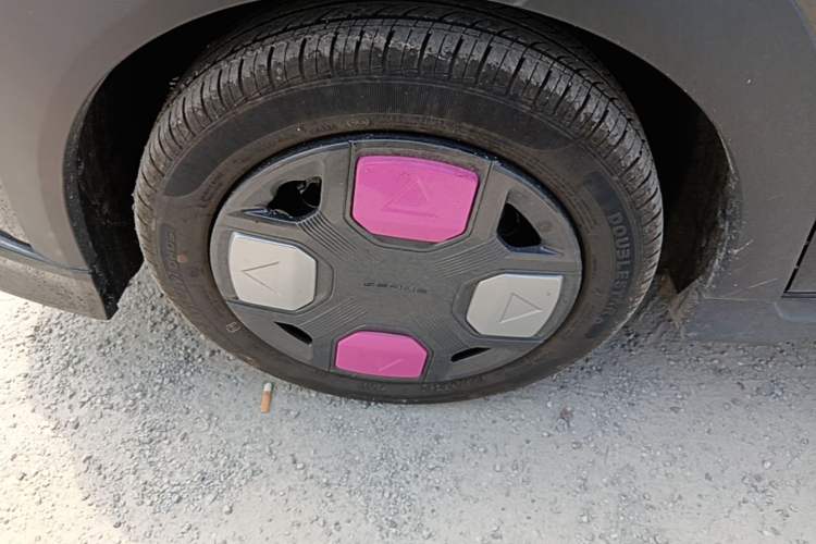 Used Geely Galaxy Panda 2025 210km Panda Kart Exterior 4