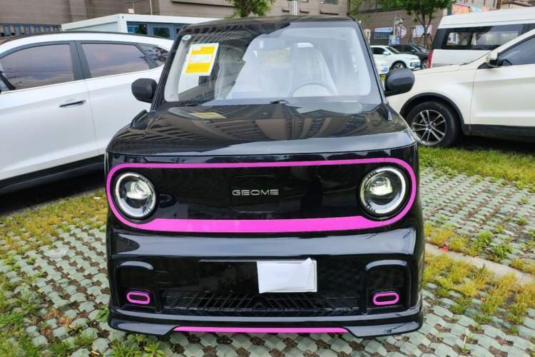Used Geely Galaxy Panda 2025 210km Panda Kart Front