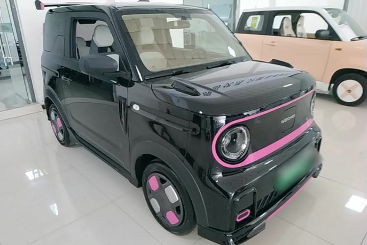 Used Geely Galaxy Panda 2025 210km Panda Kart Front Right 45 Deg