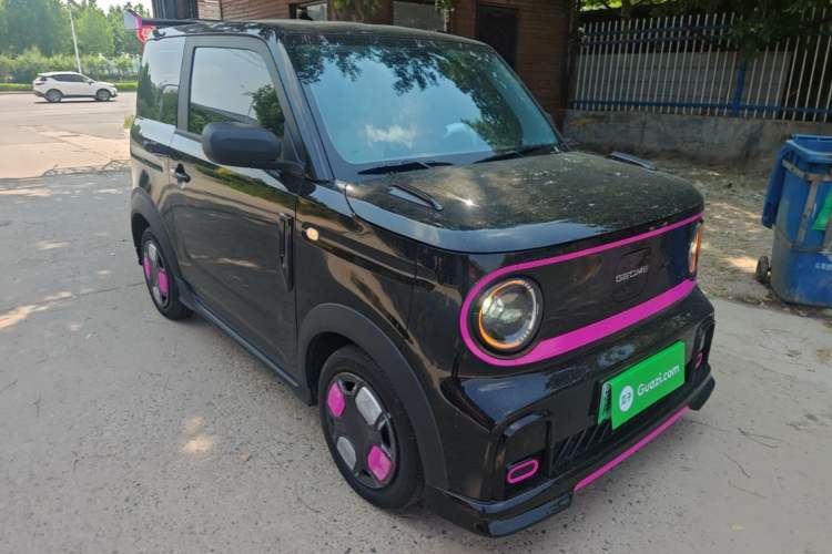 Used Geely Galaxy Panda 2025 210km Panda Kart Front Right 45 Deg