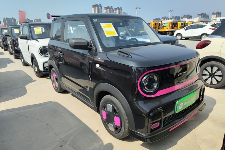 Used Geely Galaxy Panda 2025 210km Panda Kart Front Right 45 Deg