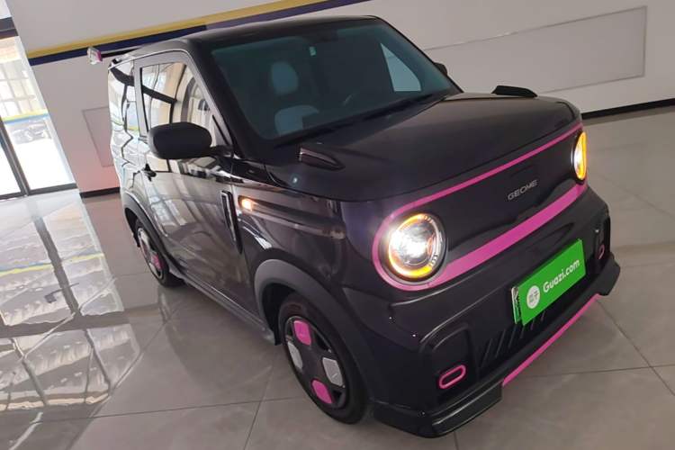 Used Geely Galaxy Panda 2025 210km Panda Kart Front Right 45 Deg