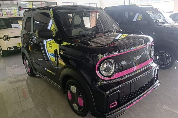 Used Geely Galaxy Panda 2025 210km Panda Kart Front Right 45 Deg