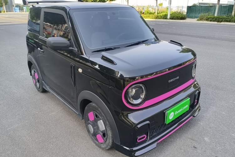 Used Geely Galaxy Panda 2025 210km Panda Kart Front Right 45 Deg