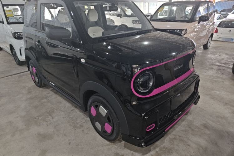 Used Geely Galaxy Panda 2025 210km Panda Kart Front Right 45 Deg