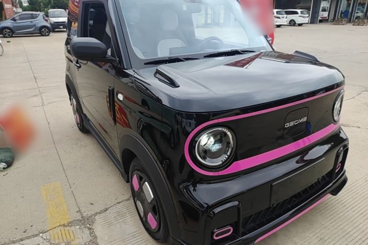 Used Geely Galaxy Panda 2025 210km Panda Kart Front Right 45 Deg