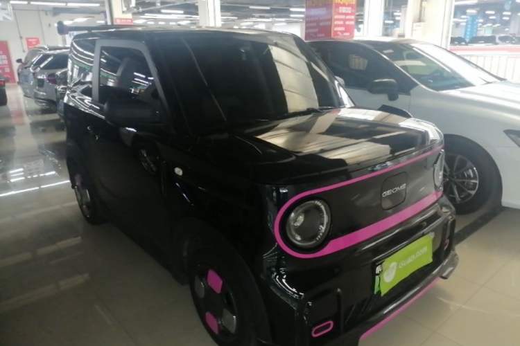Used Geely Galaxy Panda 2025 210km Panda Kart Front Right 45 Deg