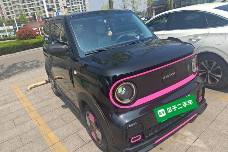 Used Geely Galaxy Panda 2025 210km Panda Kart Front Right 45 Deg