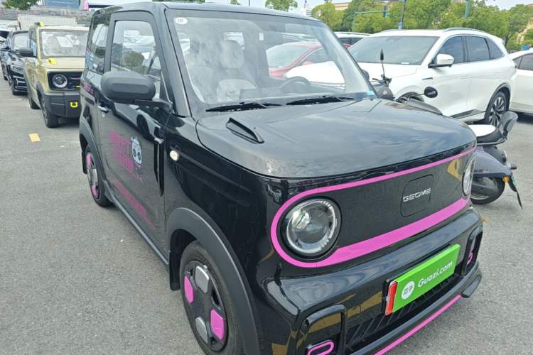 Used Geely Galaxy Panda 2025 210km Panda Kart Front Right 45 Deg