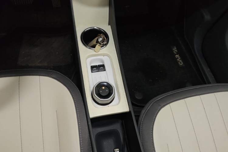 Used Geely Galaxy Panda 2025 210km Panda Kart Gear Lever