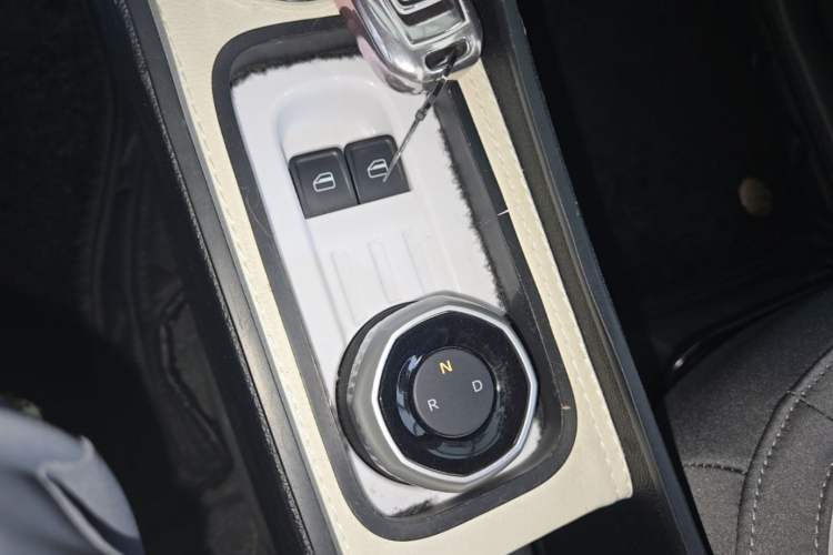 Used Geely Galaxy Panda 2025 210km Panda Kart Gear Lever
