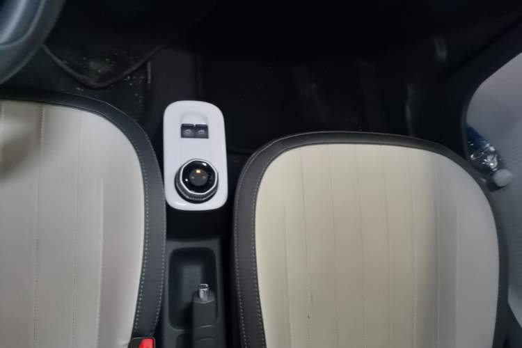 Used Geely Galaxy Panda 2025 210km Panda Kart Gear Lever
