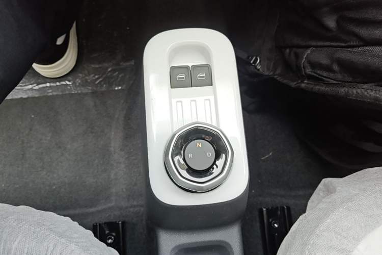 Used Geely Galaxy Panda 2025 210km Panda Kart Gear Lever