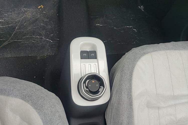 Used Geely Galaxy Panda 2025 210km Panda Kart Gear Lever