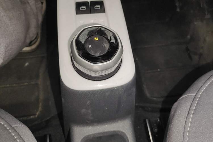 Used Geely Galaxy Panda 2025 210km Panda Kart Gear Lever