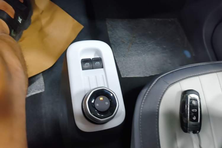 Used Geely Galaxy Panda 2025 210km Panda Kart Gear Lever