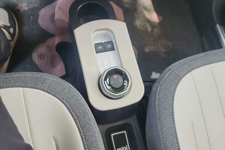 Used Geely Galaxy Panda 2025 210km Panda Kart Gear Lever