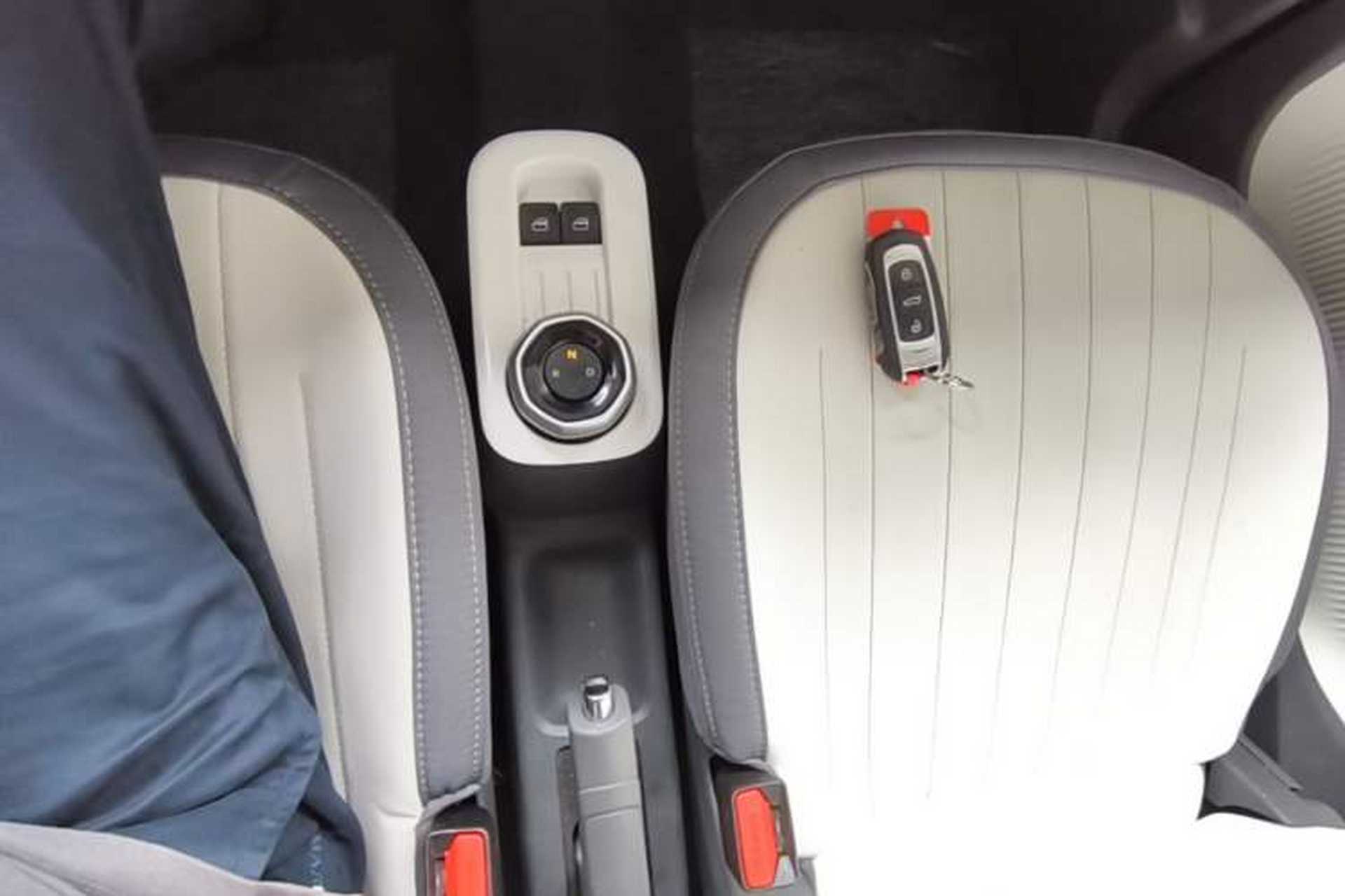 Used Geely Galaxy Panda 2025 210km Panda Kart Gear Lever