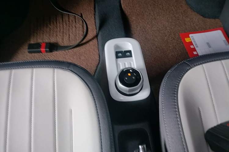 Used Geely Galaxy Panda 2025 210km Panda Kart Gear Lever