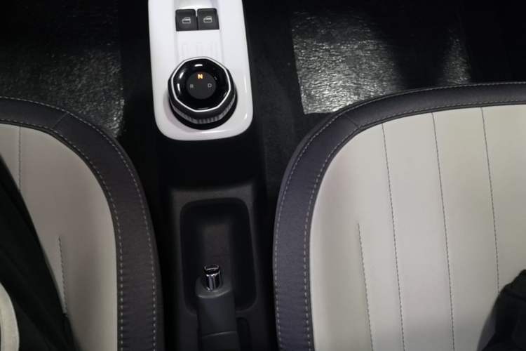 Used Geely Galaxy Panda 2025 210km Panda Kart Gear Lever