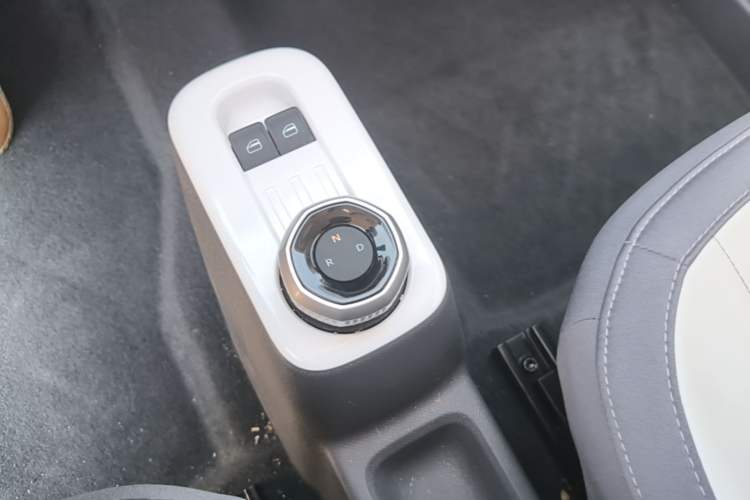 Used Geely Galaxy Panda 2025 210km Panda Kart Gear Lever