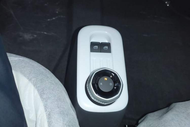 Used Geely Galaxy Panda 2025 210km Panda Kart Gear Lever
