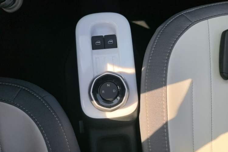 Used Geely Galaxy Panda 2025 210km Panda Kart Gear Lever