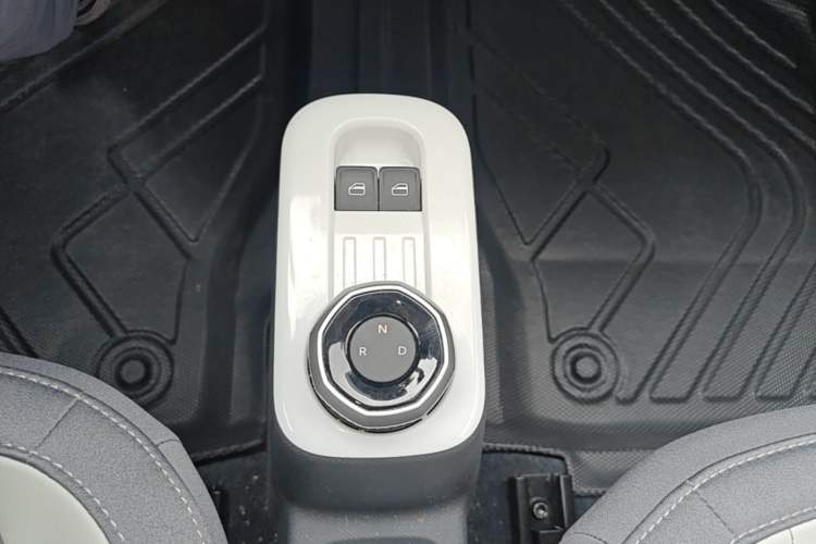 Used Geely Galaxy Panda 2025 210km Panda Kart Gear Lever