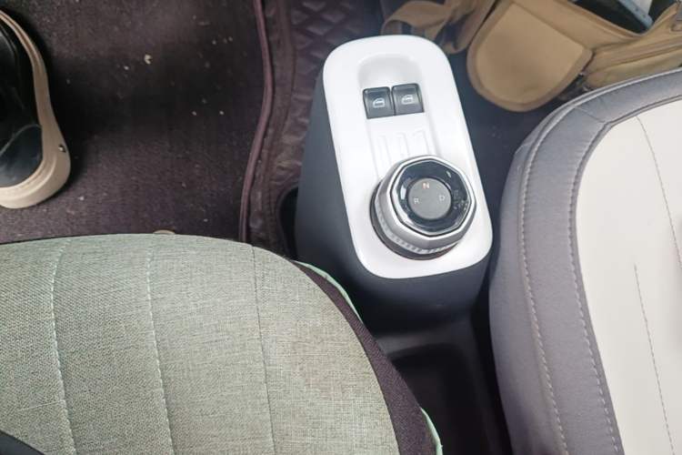 Used Geely Galaxy Panda 2025 210km Panda Kart Gear Lever