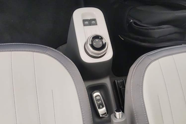 Used Geely Galaxy Panda 2025 210km Panda Kart Gear Lever