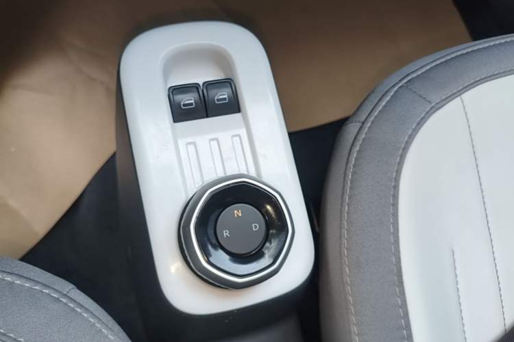 Used Geely Galaxy Panda 2025 210km Panda Kart Gear Lever