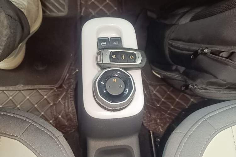 Used Geely Galaxy Panda 2025 210km Panda Kart Gear Lever