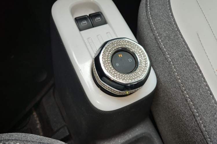 Used Geely Galaxy Panda 2025 210km Panda Kart Gear Lever