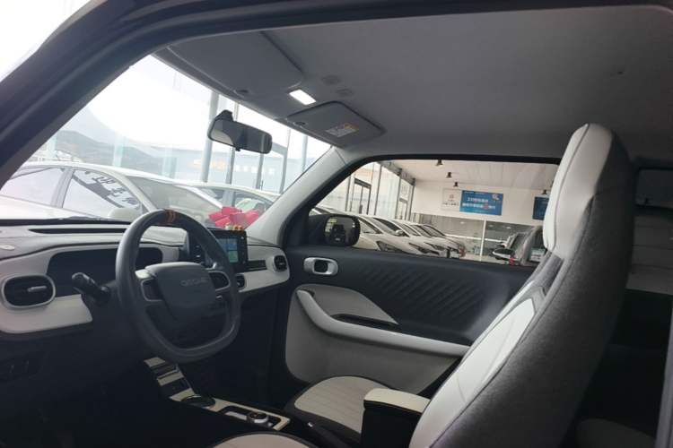 Used Geely Galaxy Panda 2025 210km Panda Kart Headliner