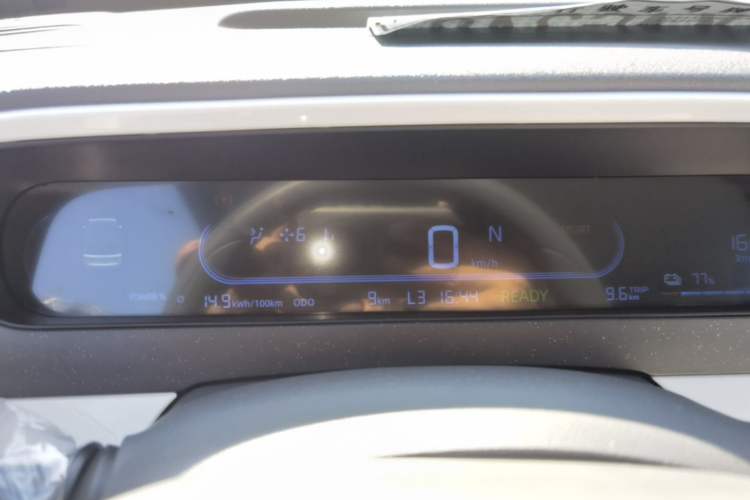 Used Geely Galaxy Panda 2025 210km Panda Kart Instrument Cluster
