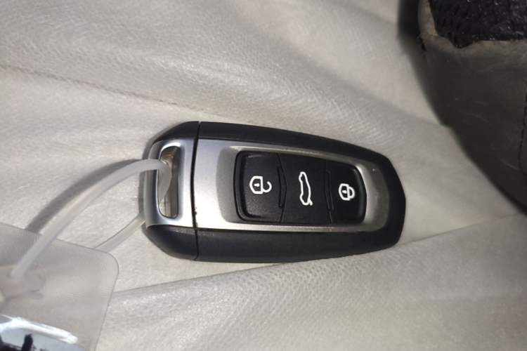 Used Geely Galaxy Panda 2025 210km Panda Kart Interior 1