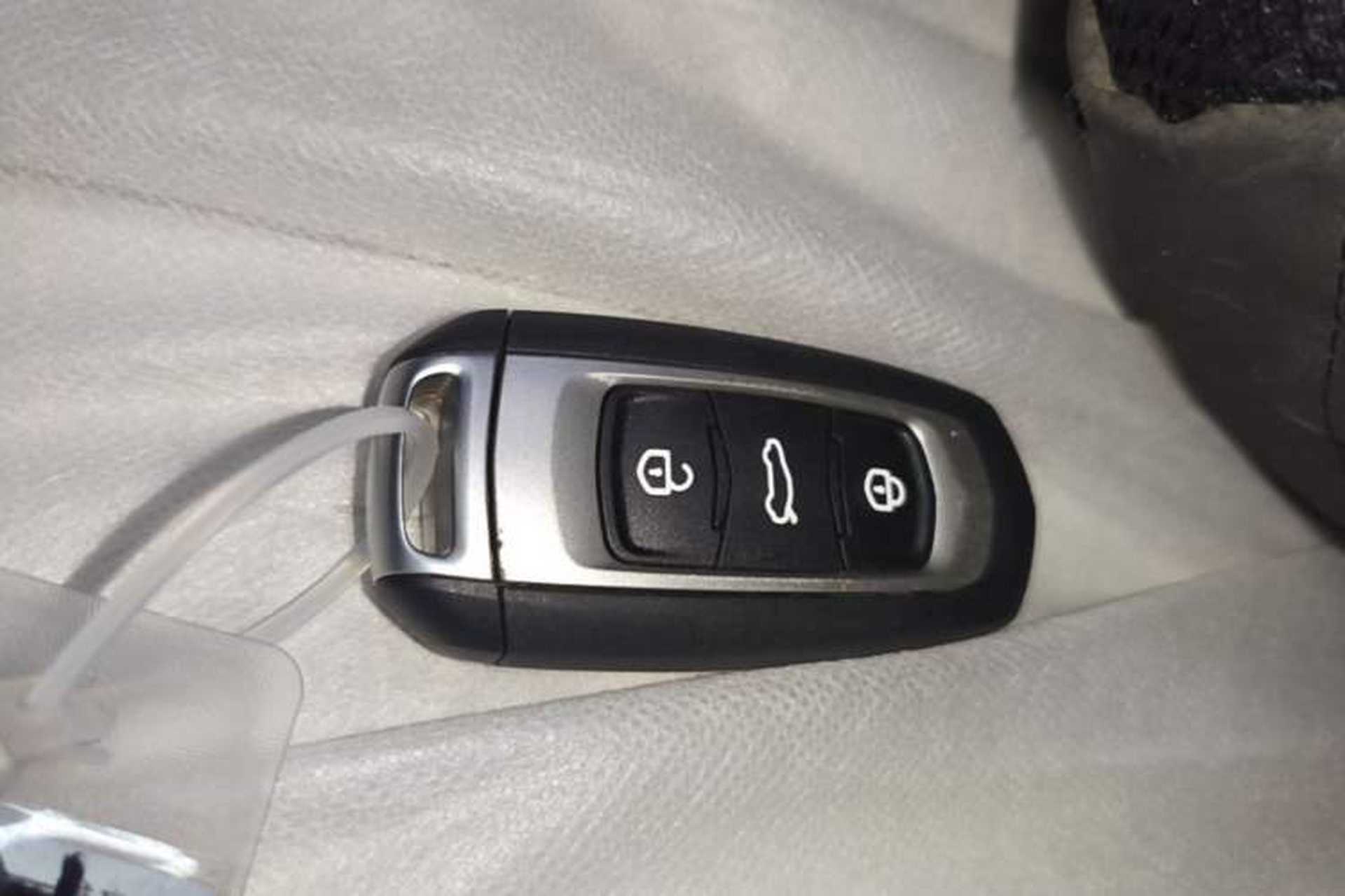 Used Geely Galaxy Panda 2025 210km Panda Kart Interior 1