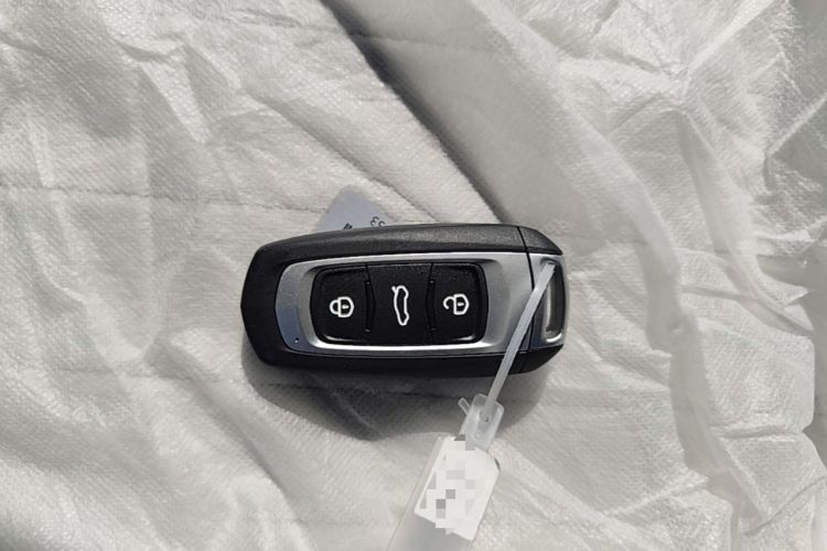 Used Geely Galaxy Panda 2025 210km Panda Kart Interior 1