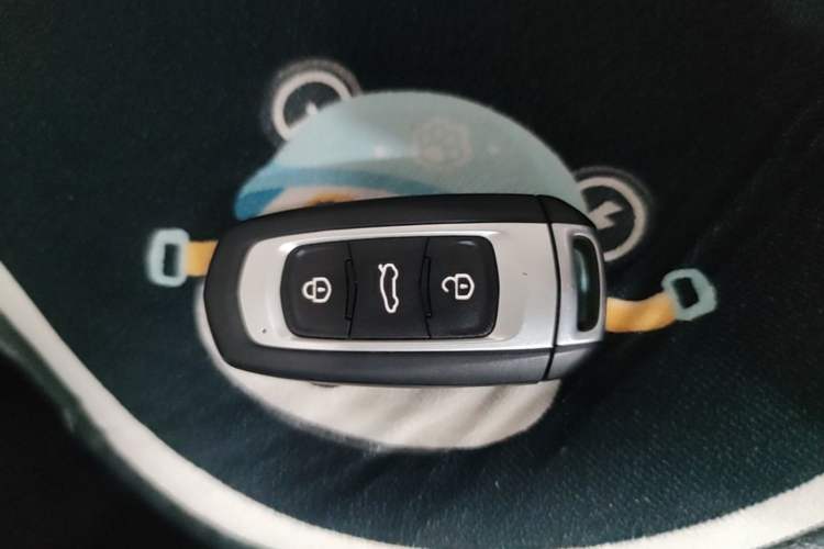 Used Geely Galaxy Panda 2025 210km Panda Kart Interior 1