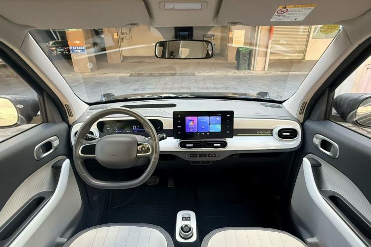 Used Geely Galaxy Panda 2025 210km Panda Kart Interior 3