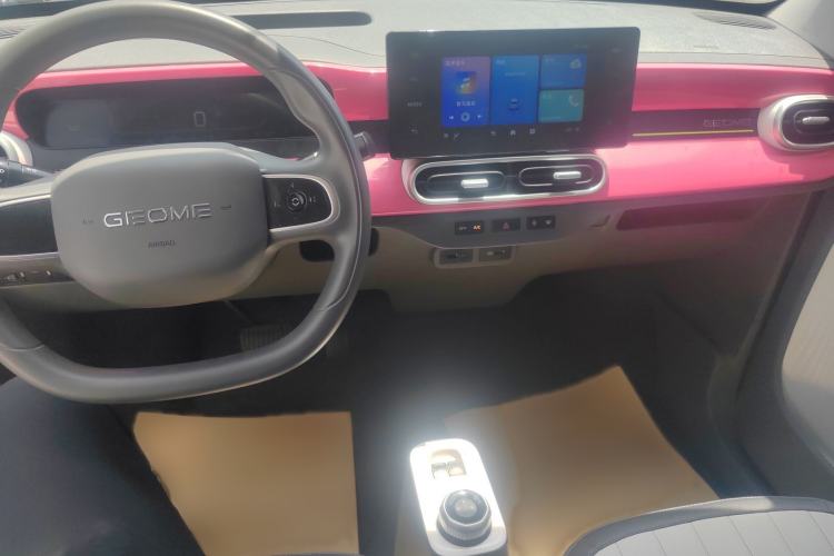 Used Geely Galaxy Panda 2025 210km Panda Kart Interior 3