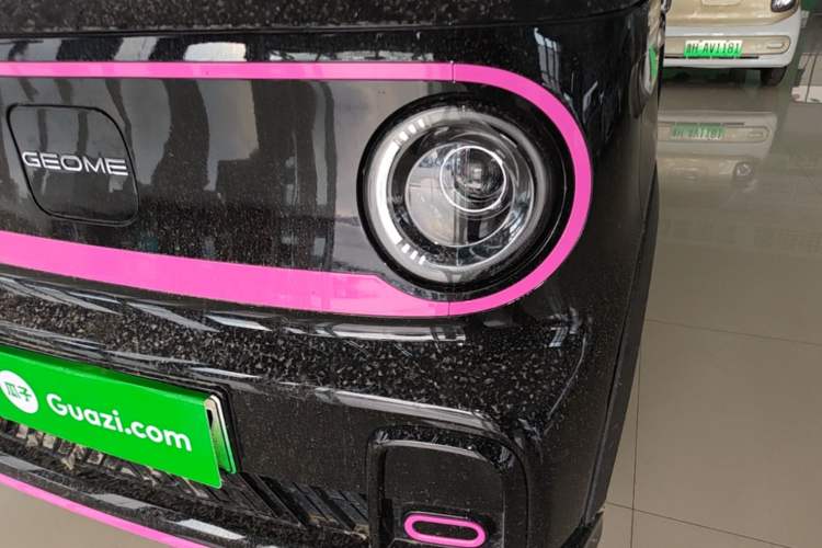 Used Geely Galaxy Panda 2025 210km Panda Kart Left Front Headlight